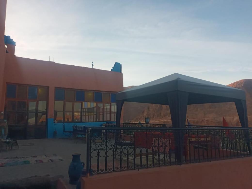 Auberge Ali Todra A Natural Oasis 廷吉尔 外观 照片